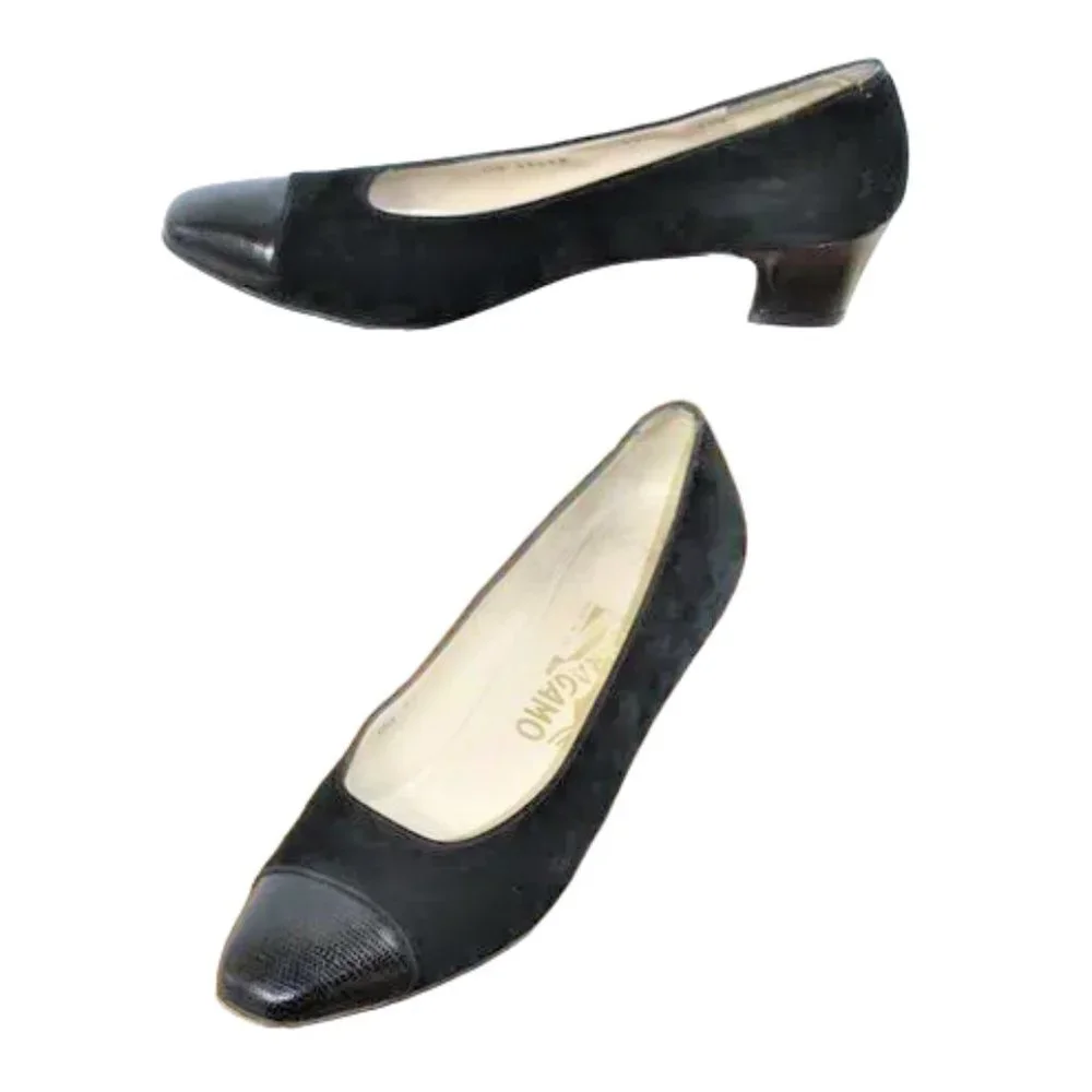 Salvatore Ferragamo Black Suede Classic Pump, Made in Italy Size 10.5